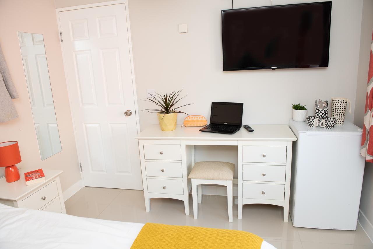 Pinehill Rooms Reading Exterior foto